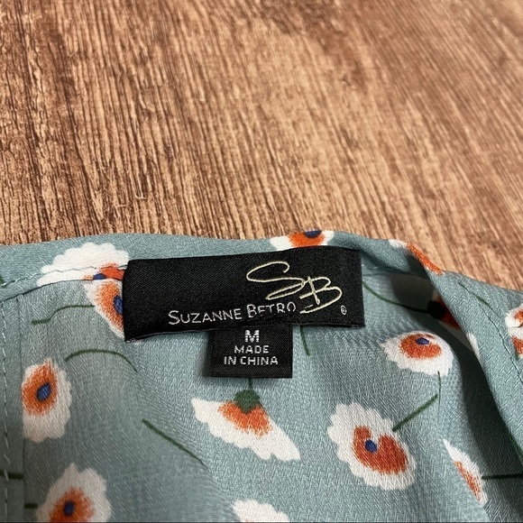 Suzanne Betro Floral Peasant Green Top - Picture 3 of 4